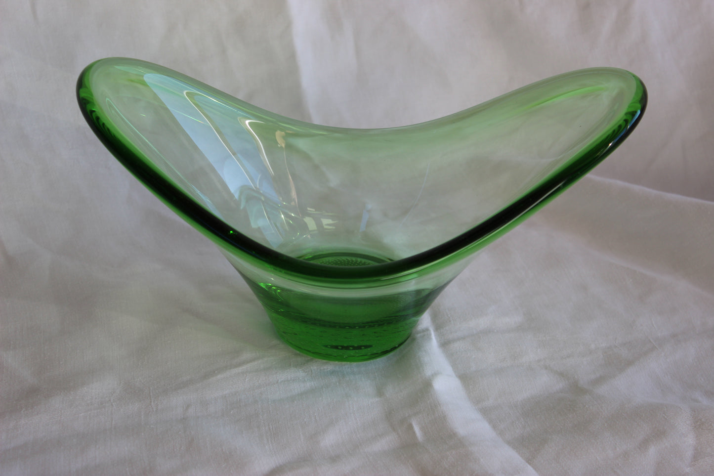 Gorgeous green glass bowl