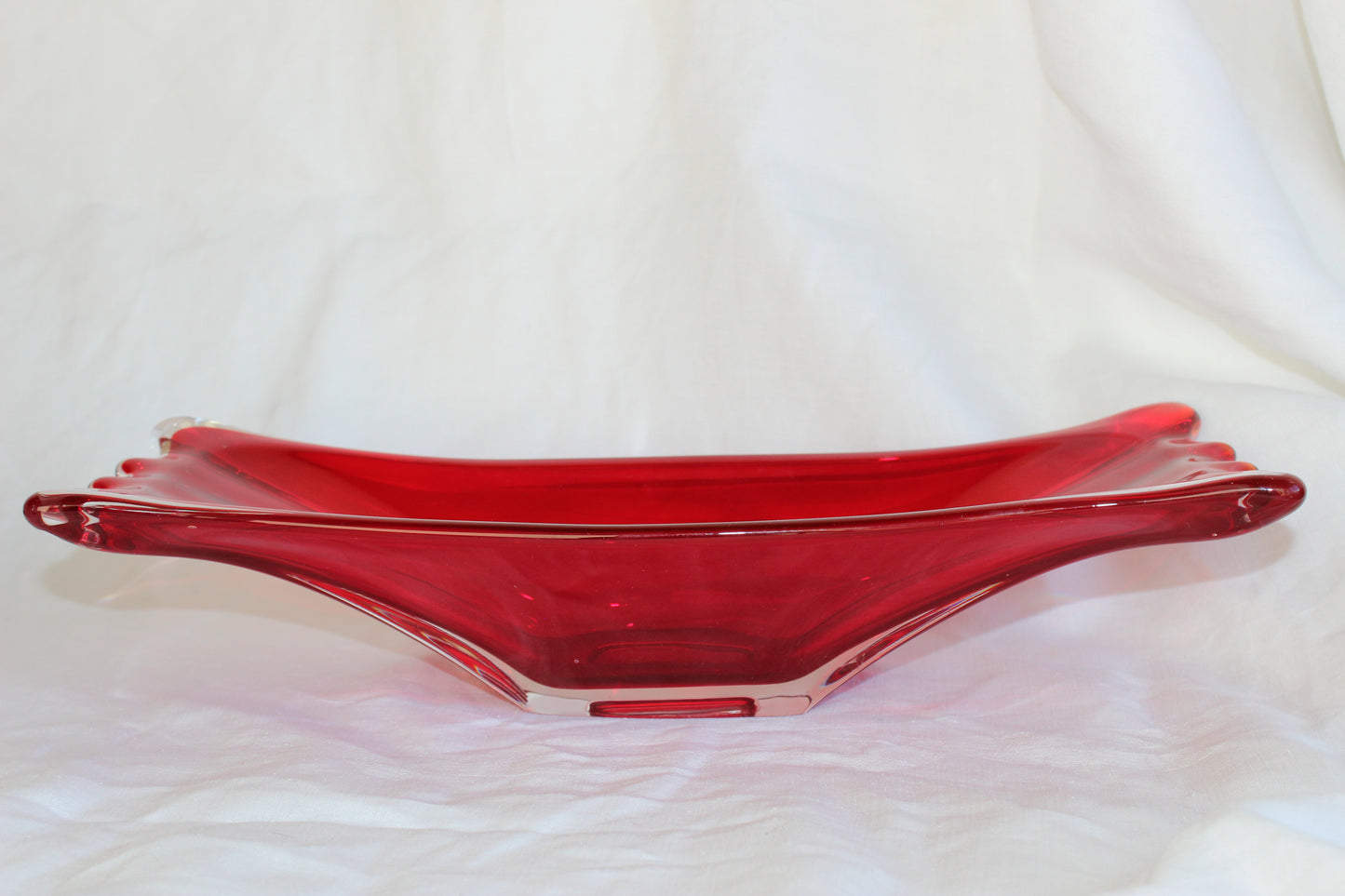 Gorgeous red glass bowl