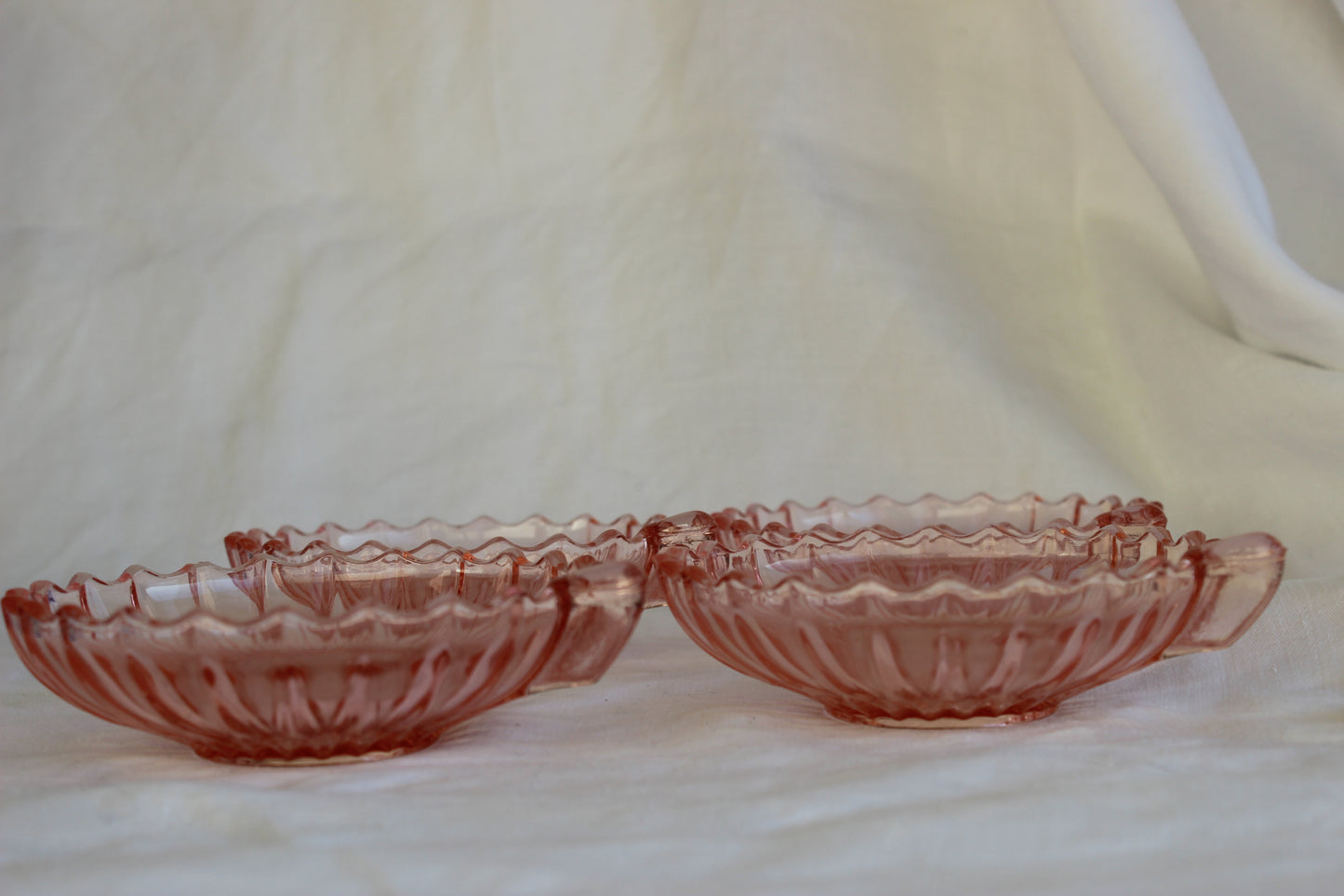 Set of 4 pretty pink glass shallow cups