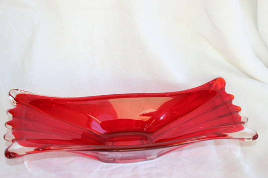 Gorgeous red glass bowl